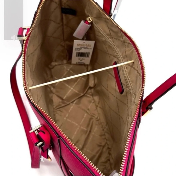 Michael Kors Large Charlotte Tote Bag & MD Bifold Zip Chain Wallet Electric Pink - Picture 9 of 16